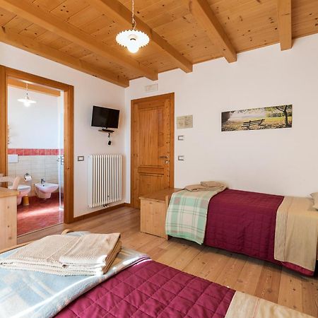 Locanda "Al Terrazzo" Erbezzo Екстер'єр фото